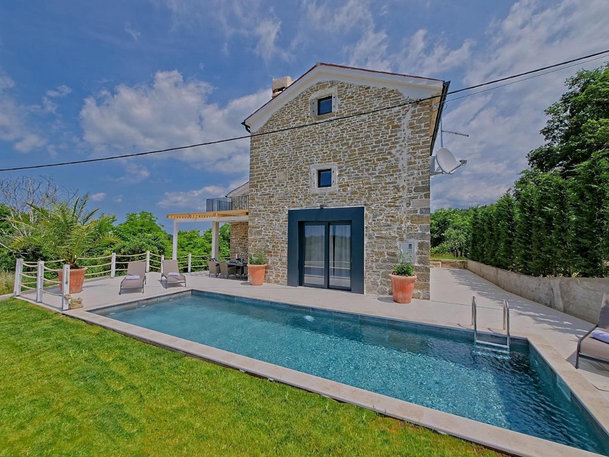 Villa Carica Krasica  Εξωτερικό φωτογραφία